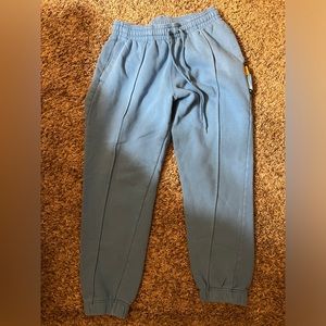 Boys Nike Joggers Size Medium